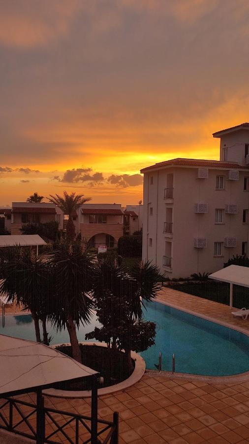 Fantastic 4 Cyprus First Line Beachfront Boghaz Eksteriør bilde