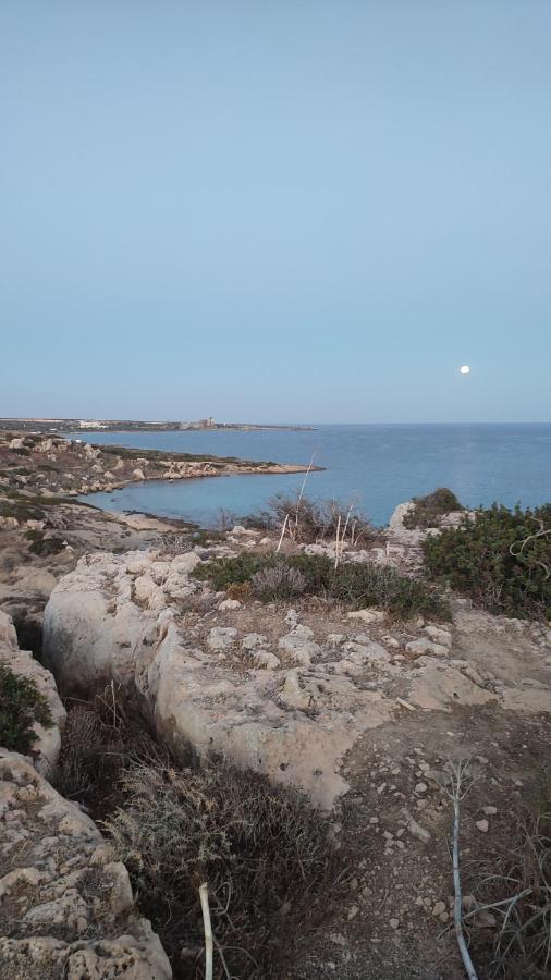 Fantastic 4 Cyprus First Line Beachfront Boghaz Eksteriør bilde